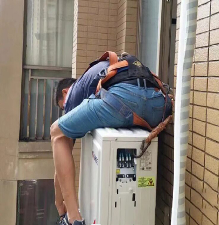 边坝空调移机